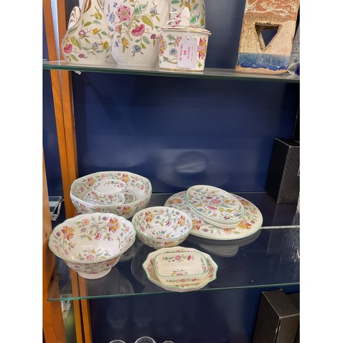 83 - A mixed selection of Minton 'Haddon Hall' china to include bowls, pin dishes, cup and saucer etc