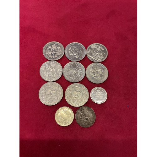 236 - A mixed selection of crowns and other coins