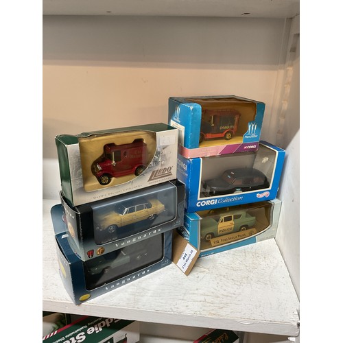444 - A selection of boxed die-cast motor vehicles