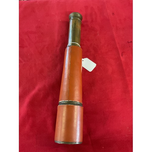 174 - A military officers four drawer telescope