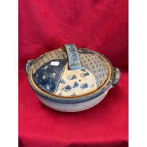 64 - A stone-ware Oriental lidded bowl