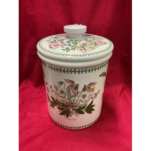 70 - A large Portmeirion 'Botanical Garden' bread bin (small chip inside)