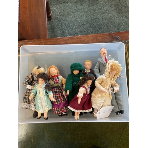 99 - A mixed selection of assorted dolls house figurines