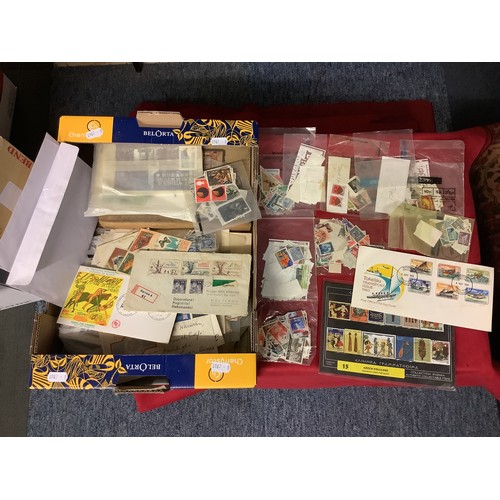 114 - A mixed selection of stamps and First Day Covers of the World to include Sweden, Greece, Great Brita... 