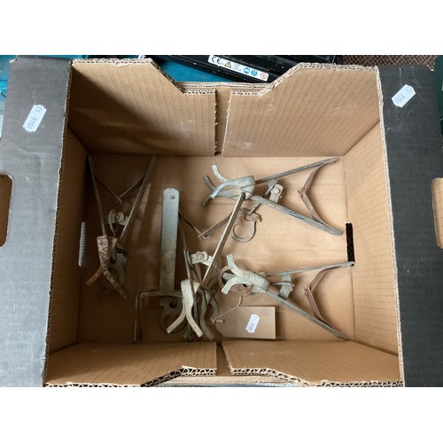 360 - Five vintage scissor mole traps