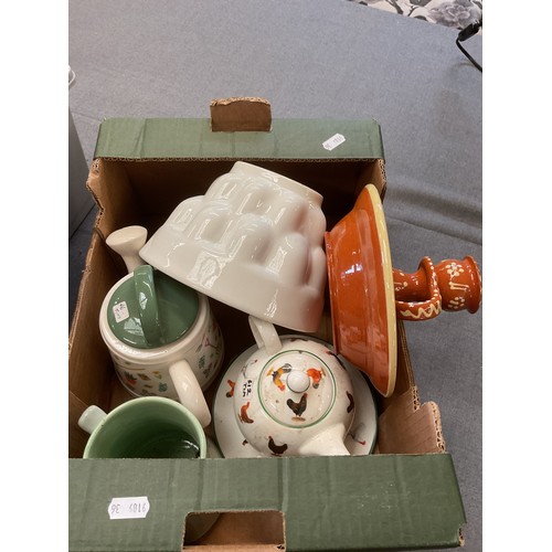 363 - A selection of china to include jelly mould, trio, china watering can etc