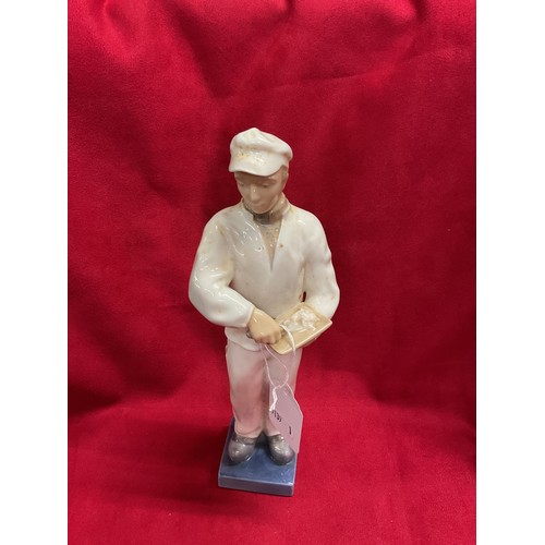 5 - A Royal Copenhagen porcelain figurine bricklayer/plasterer No 4377