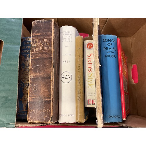 111 - A selection of vintage books to include Maud Melville's Marriage, Windsor Tapestry