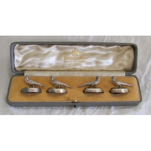 233 - 2 Sets of 4 Silver Game Bird Menu Holders, maker Samson Morden, 4 x Chester & 4 x London, in Mappin ... 