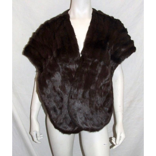 511 - Dark Brown Fur Stole & Fox? Collar