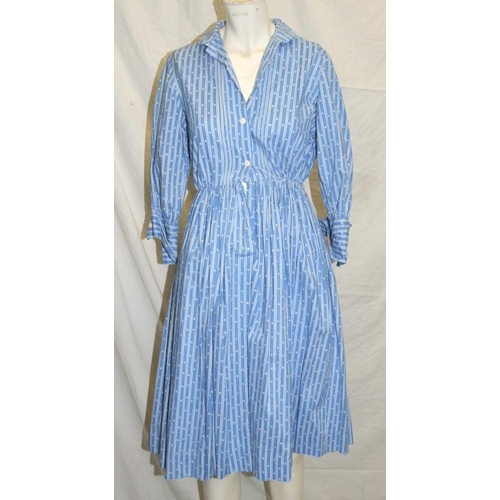 544 - Ladies Vintage Dresses incl. County Fashion pink sleeveless dress, Horrockses blue/white leaf print ... 