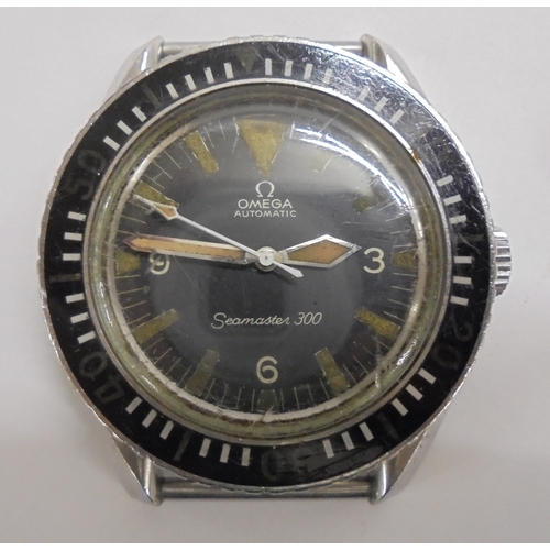 324 - Omega Seamaster 300 Automatic Wristwatch with black dial, painted compass numbers, white sweep secon... 