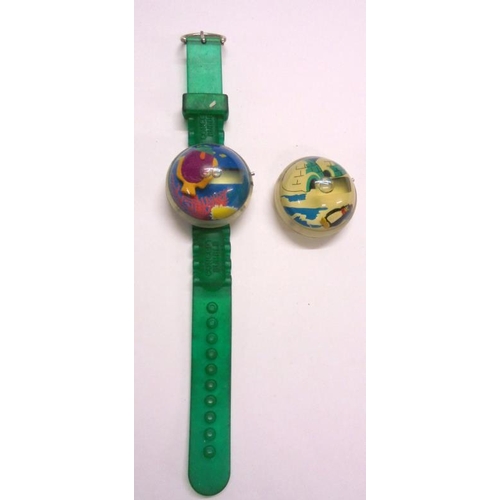 406 - Novelty Concept Bubble Watch with fish, green strap & Similar Watch with igloo, no strap (2)