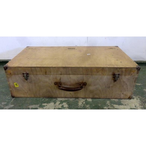 76 - Plywood Carpenters Chest, lid set with rip saws, 4 small fitted drawers containing hand tools, screw... 