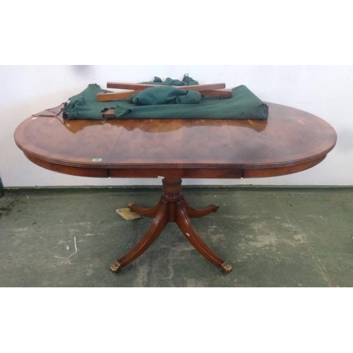 85 - Reproduction Georgian D-End Dining Table with 2 additional leaves on barrel turned sabre leg support... 