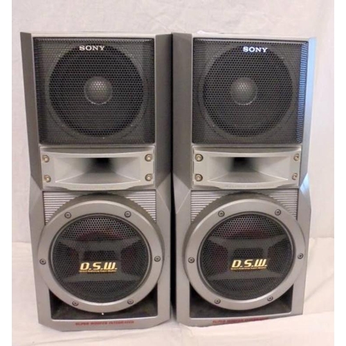 1045 - Pair Sony DSW Direct Radiating Super Woofer Speakers with high clarity horn tweeter, Model SS-XG500 ... 