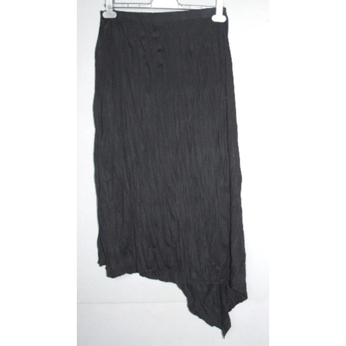 527 - Ladies Skirts Size 12 incl. Barbara Speed, Sarah Pacini, Ted Baker etc. (7)