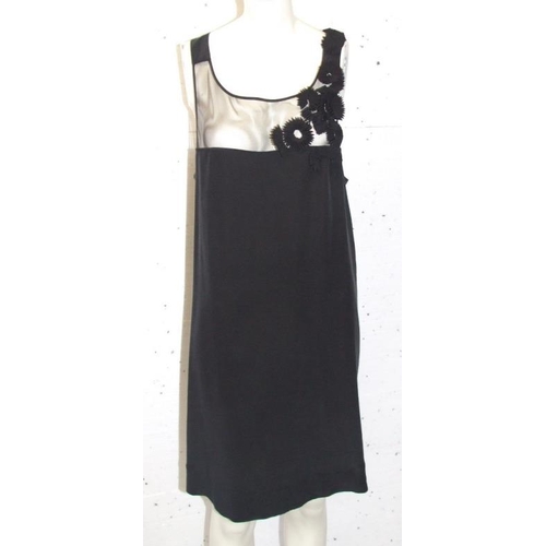 597 - Ladies Dresses Size 16 incl. Ted Baker, Amanda Wakeley, Whistles, Vera Mont, LK Bennett, Karen Mille... 