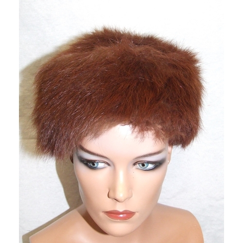 550 - Ladies Vintage Sable Mink Hat