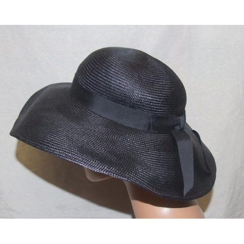 567 - Ladies Vintage Hats incl. Bermona Trend, Mitzi Lorenz, Bermona Boutique, Ricemans etc. & Tweed Deers... 