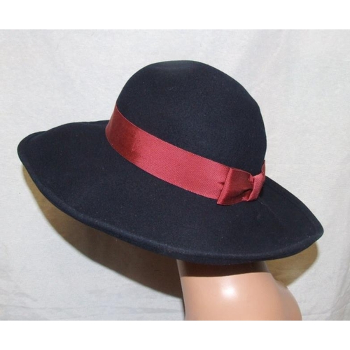 567 - Ladies Vintage Hats incl. Bermona Trend, Mitzi Lorenz, Bermona Boutique, Ricemans etc. & Tweed Deers... 