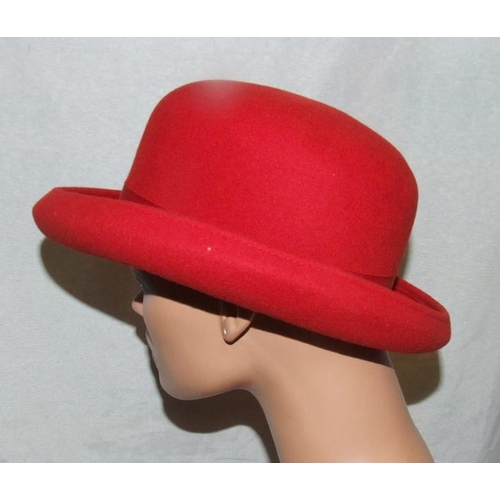 567 - Ladies Vintage Hats incl. Bermona Trend, Mitzi Lorenz, Bermona Boutique, Ricemans etc. & Tweed Deers... 