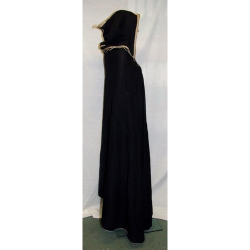 565 - Middle Eastern/Asian Black Wool? Hooded Cloak & Brown Cotton Kaftan with detachable hood (2)