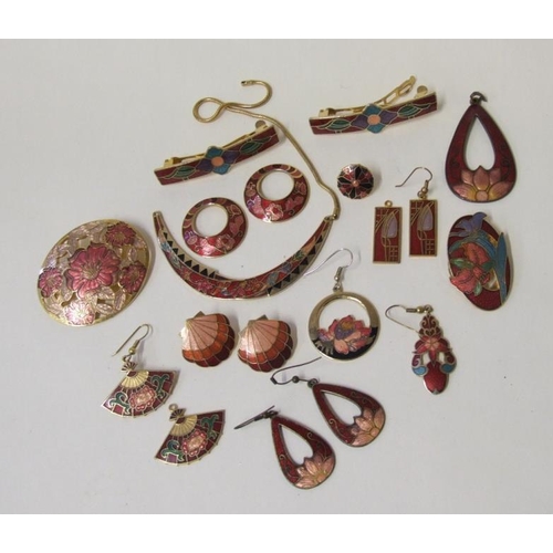 514 - Gold Plated Enamelled Jewellery Brooches & Earrings & Pendant with red ground