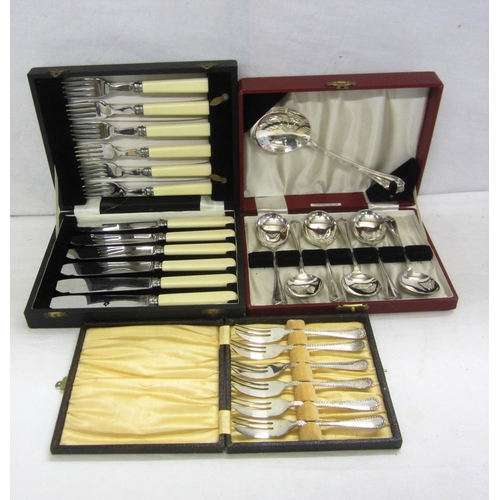 570 - 6 Silver Plated Cake Forks in box, Set of Fish Knives & Forks in box & Set of 6 Silver Plated Fruit ... 