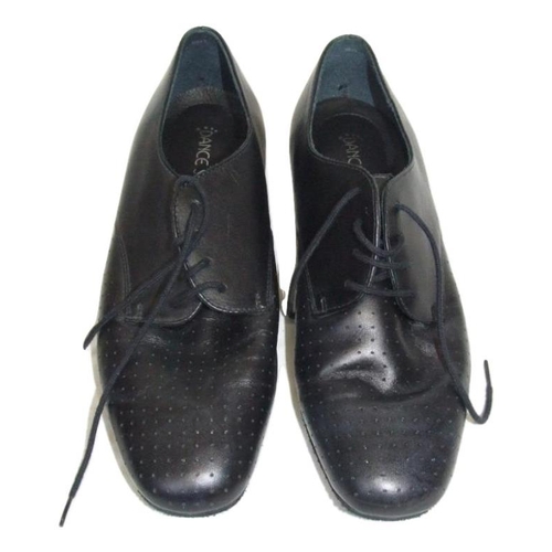 440 - Pair Mens Freed Black Leather Dance Shoes size 8, hardly worn