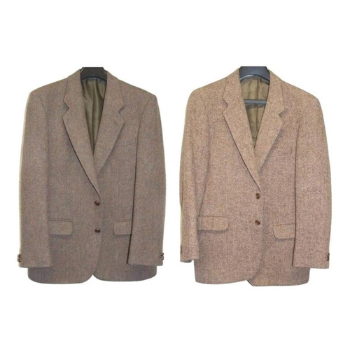 402 - Centaur Mens Harris Tweed 100% Wool Jacket, labelled No. 0380516, no size label, measures approx. 42... 