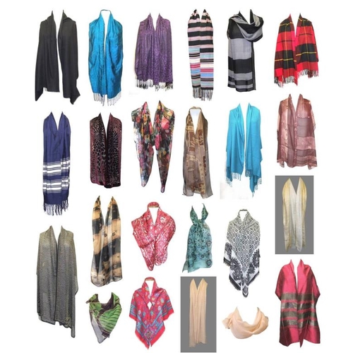 443 - Ladies Scarves & Shawls (22)