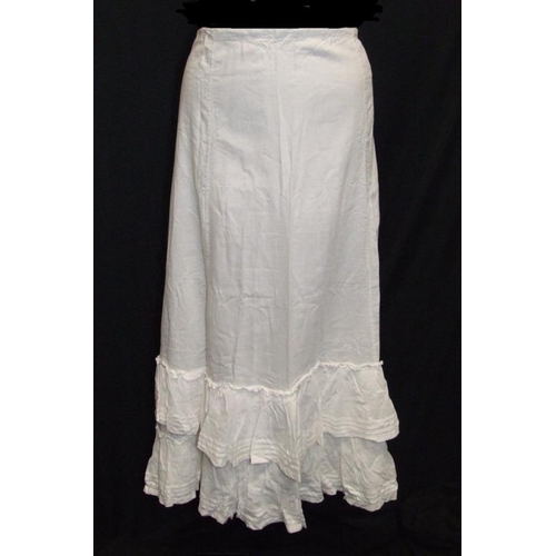 585 - 3 Vintage Victorian/Edwardian White Cotton Petticoats (3)