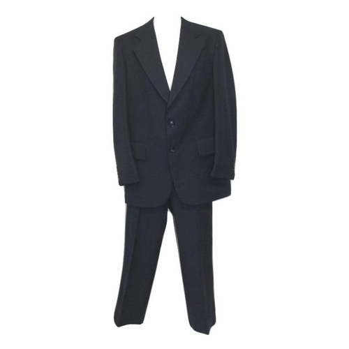 659 - 3 Mens Vintage Suits: Mr Harry beige size 42, JC Penney dark blue size 42L & JC Penny grey size 44R ... 