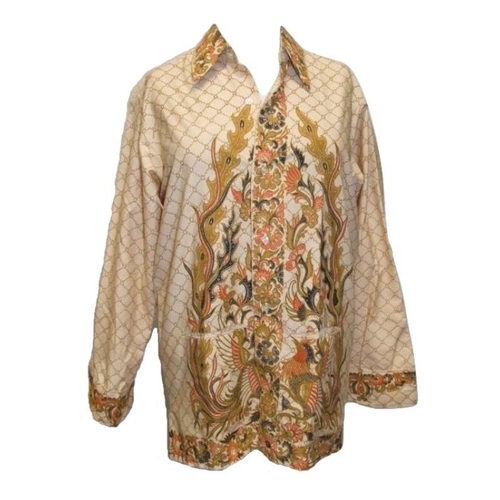 665 - Senko Vintage Oriental Print Shirt & 2 Indonesian Cotton Shirts labelled Ibu Bintang Negara (3)