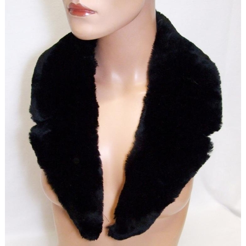 719 - Vintage Kates Boutique Canada Real Fur Hat, Mink Headband?, 2 Faux Fur Collars, small pieces of fur ... 