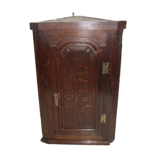 34 - C18th Hanging Oak Corner Cabinet with mahogany inlays, domed panelled top, exposed H-brass hinges, a... 