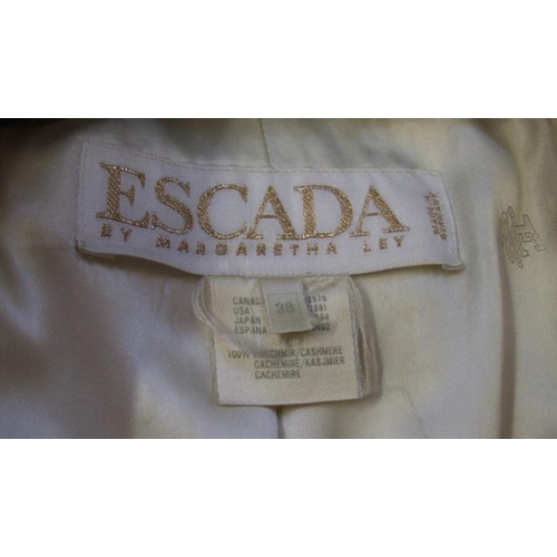 468 - Escada Vintage 100% Cashmere Jacket size 38