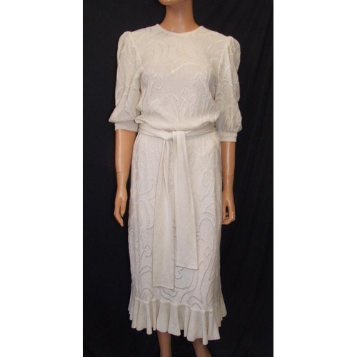 427 - Vintage Cream Knitted Dress with belt, size 12