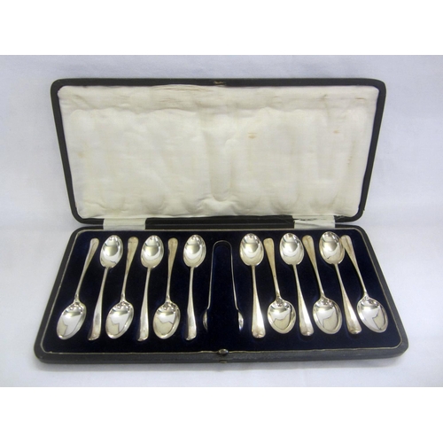 280 - Set of 12 Old English Hanoverian Pattern Teaspoons & Matching Tongs, Sheffield 1918, in fitted case