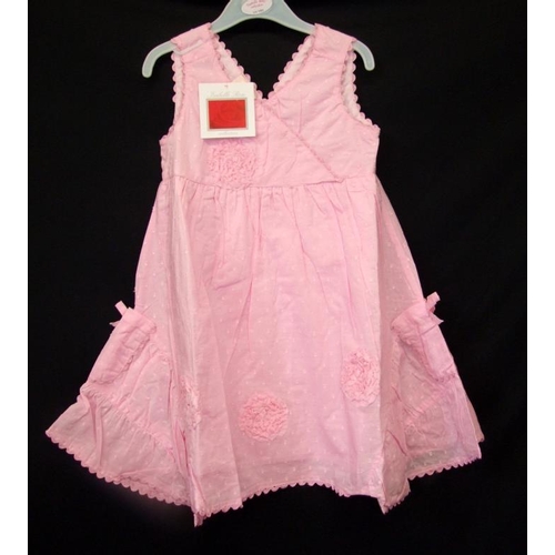 600 - As New Girls Clothing Age 3/4 Years: 2 Isabelle Rose pink dresses, 2 Soul & Glory T shirts white & y... 