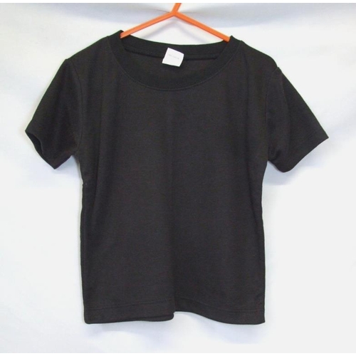 611 - As New Childrens Clothing Age 3/4 Yrs: Sam-013 T shirt, black T shirt, grey T shirt, pair yellow sho... 