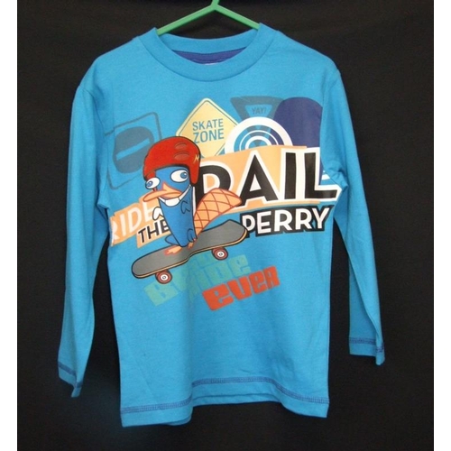 629 - As New Boys Clothing Age 4/5 Yrs: Phineas & Ferb blue T shirt, pair England shorts, Miami T shirt, M... 