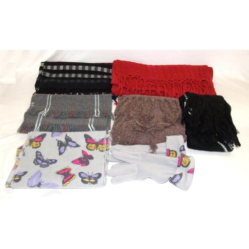 501 - Knitted & Other Scarves incl. 100% lambswool, Viyella, pashminas, scarf & glove set,