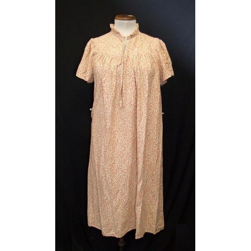 513 - 4 Ladies Vintage Dresses incl. St Michael, French Connection, cream silk dress made in China, etc. (... 