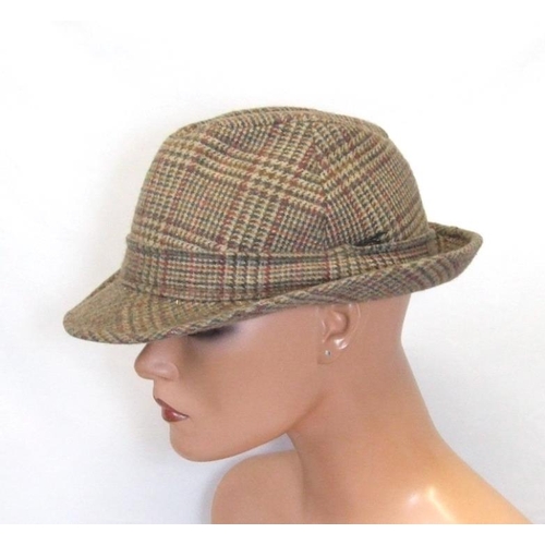 597 - Vintage Hats incl. Dunn & Co. trilby, Genuine Panama marked Schoolwear Ltd. St. Stephens Road Waltha... 