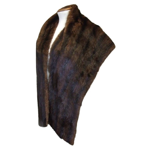 654 - Ladies Vintage Mink Stole