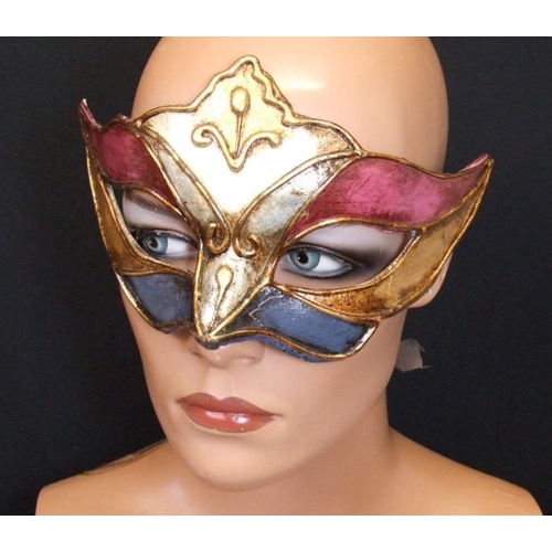 706 - 3 Venetian Masks incl. leather Harlequin (3)