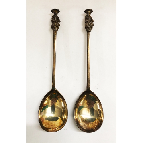 264 - Pair C19th Oversized Apostle Serving Spoons, in fitted case, makers mark GMJ, London 1895