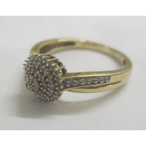 348 - 9ct. Gold Diamond Cluster Ring size Q 1/2